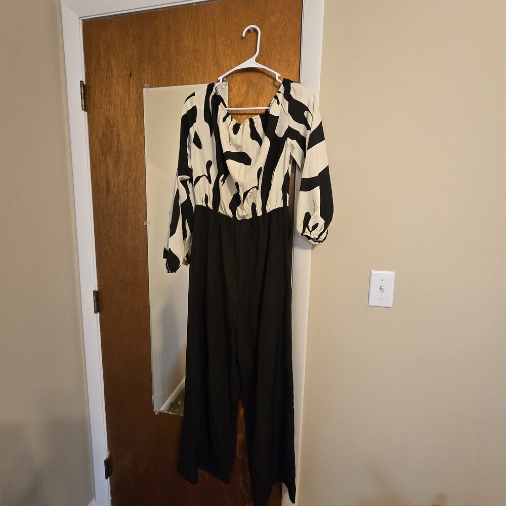 SHEIN Black and White Jumpsuit